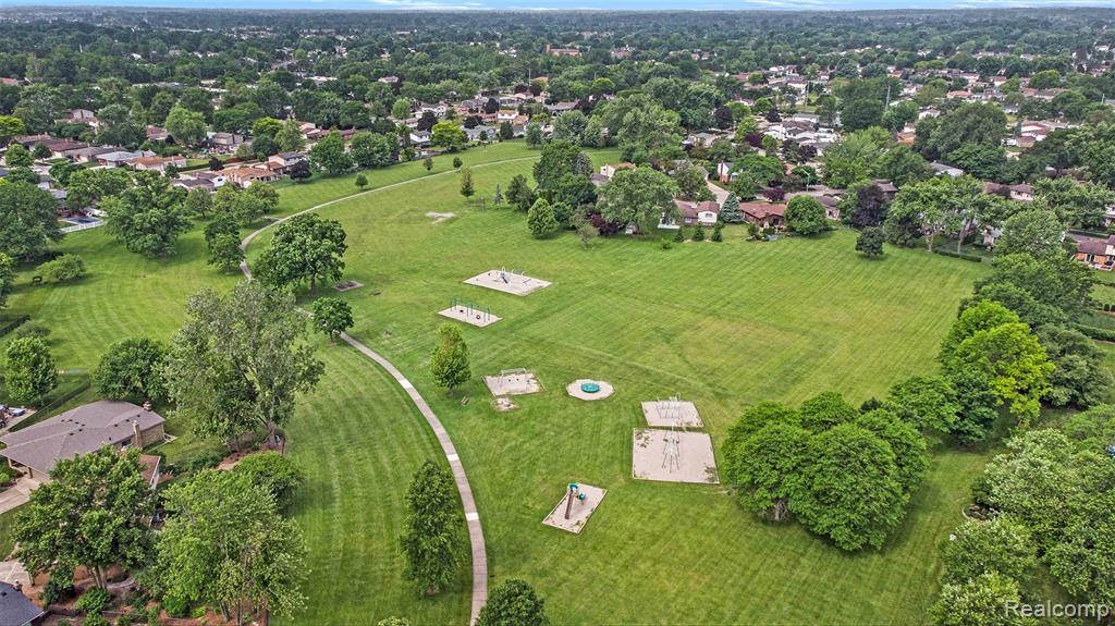 43863 Brandywyne Road, Canton, MI 48187 — Photo 48