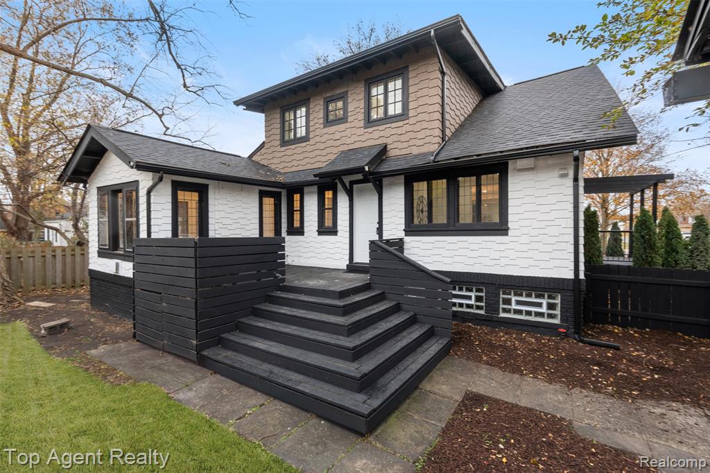 784 Barrington Road, Grosse Pointe Park, MI 48230 — Photo 41