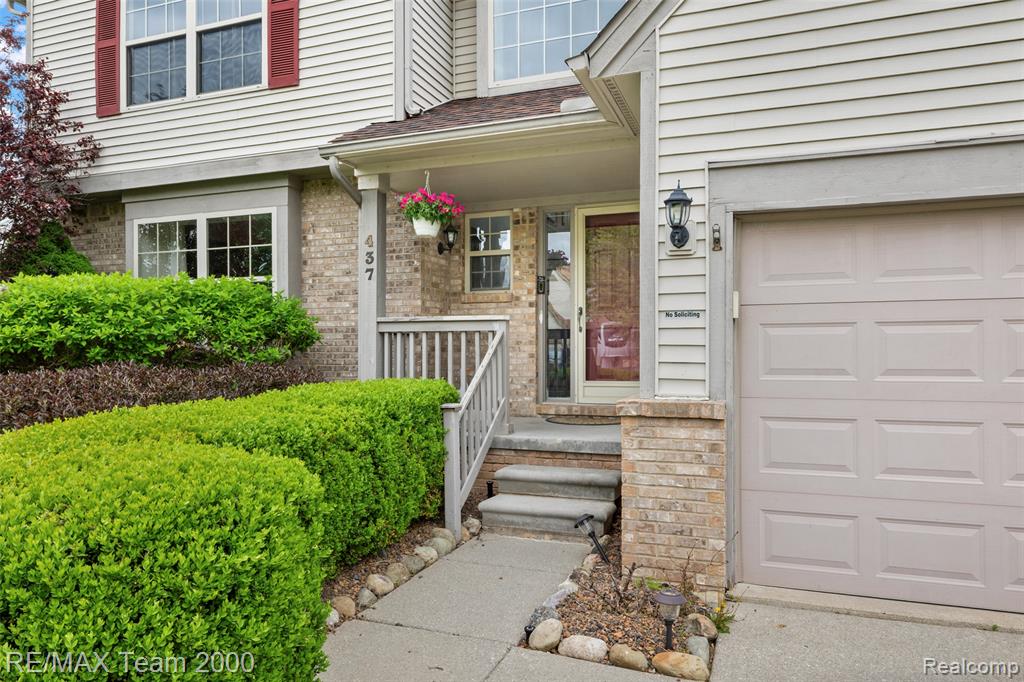 437 Light Tower Court, Belleville, MI 48111 — Photo 4