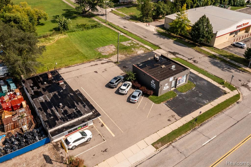 737 AUBURN Avenue, Pontiac, MI 48342 — Photo 8