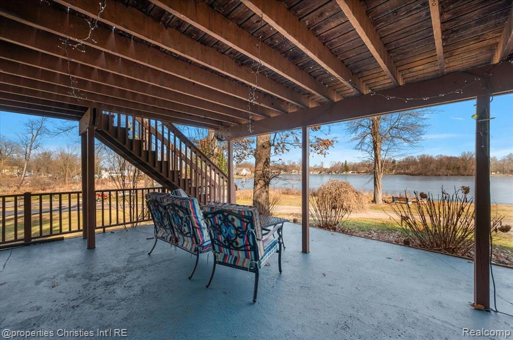 5832 Glen Echo Drive, Howell, MI 48843 — Photo 3