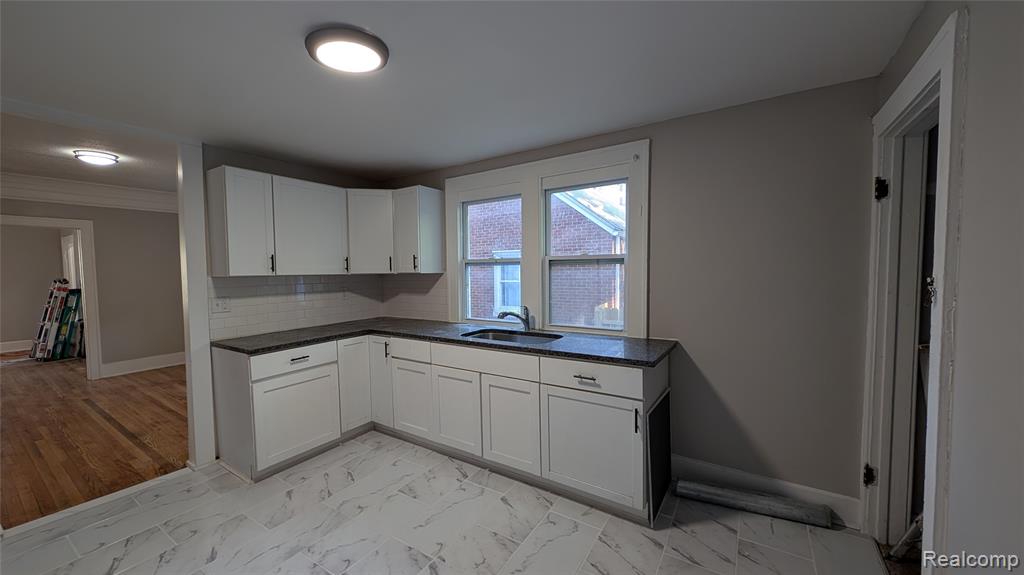 369 Newport Street, Detroit, MI, 48215