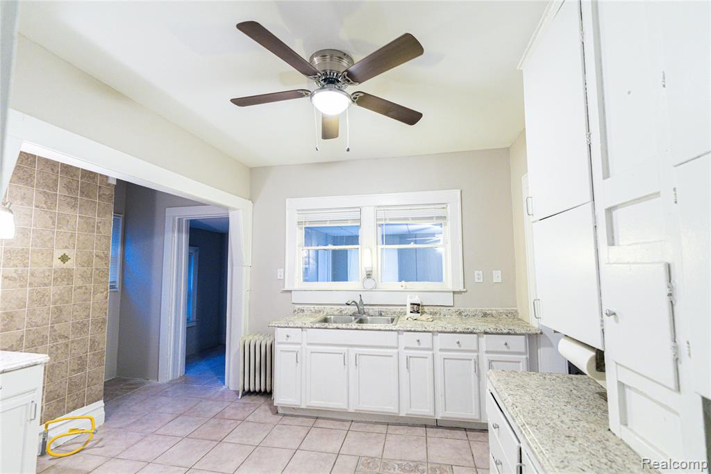 39 Colorado Street, Highland Park, MI 48203 — Photo 8