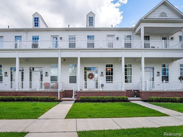 53510 CHAMPLAIN Street, Macomb, MI 48042 — Photo 26