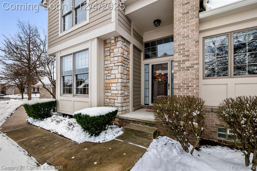 16925 Lochmoor Circle E, Northville, MI 48168 — Photo 6