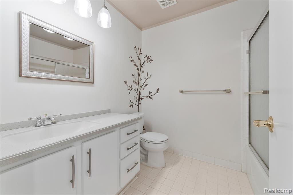 21096 Boulder Circle, Northville, MI 48167 — Photo 31
