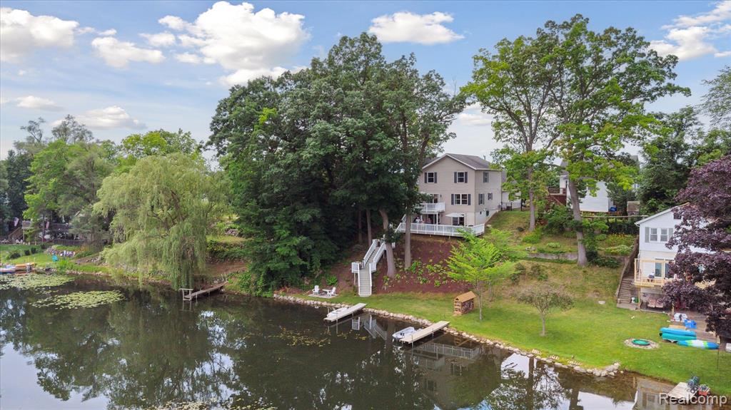 6201 Academy Drive, Brighton, MI 48116 — Photo 47