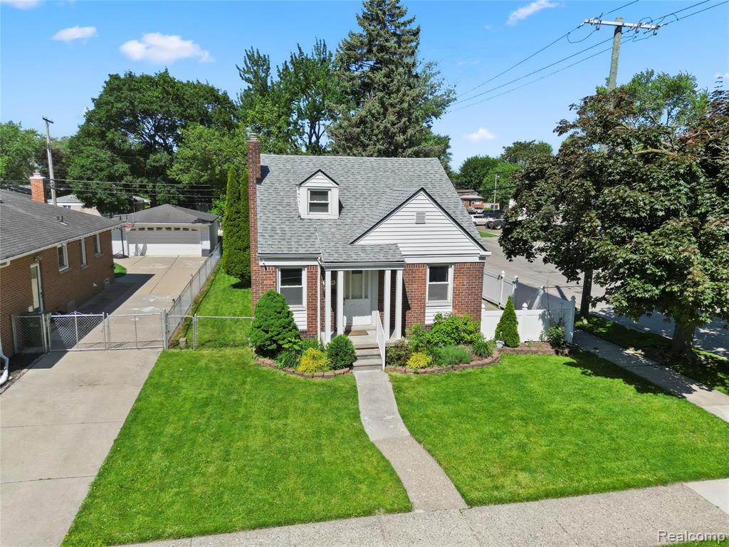 7604 Robinson Avenue, Allen Park, MI 48101 — Photo 2