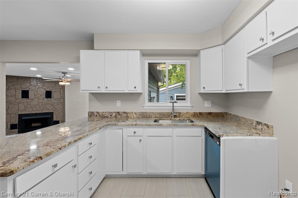 6262 Garden Court, Warren, MI 48091 — Photo 5