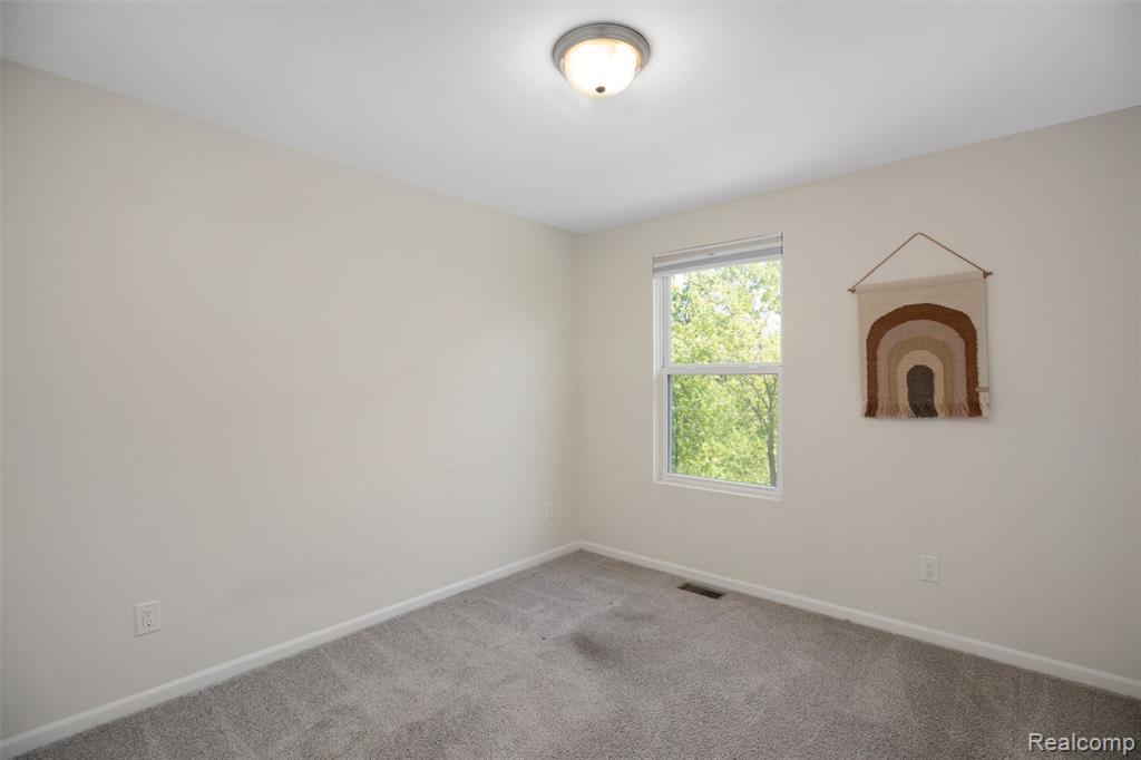 43583 Chancellor Lane, Novi, MI — Photo 21