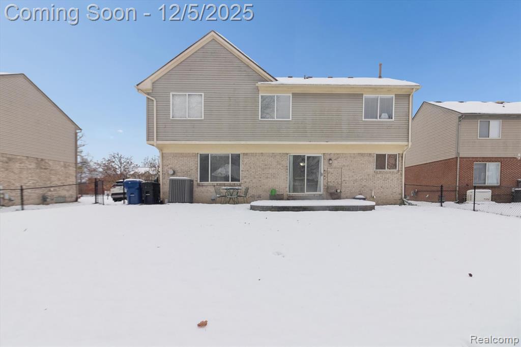 41512 Pheasant Creek Drive, Canton, MI 48188 — Photo 46