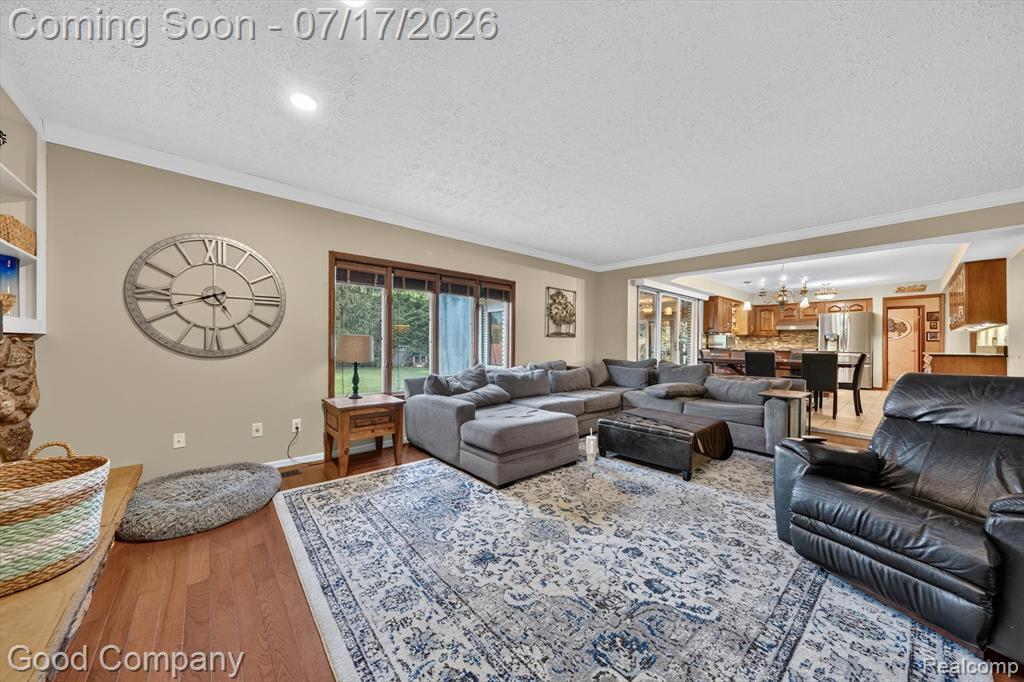 38921 Santa Barbara Street, Clinton Twp, MI 48036 — Photo 16