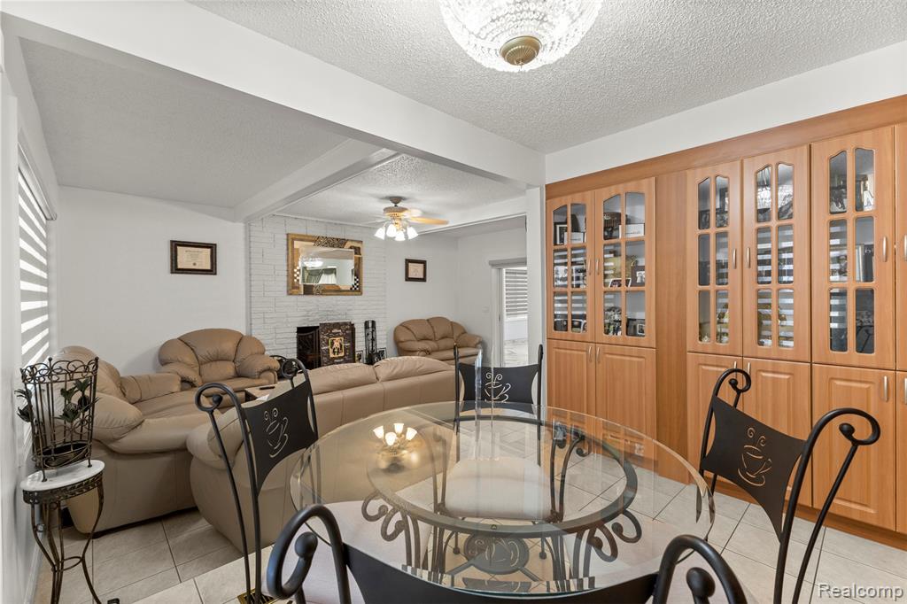 26611 Cecile Street, Dearborn Heights, MI 48127 — Photo 18