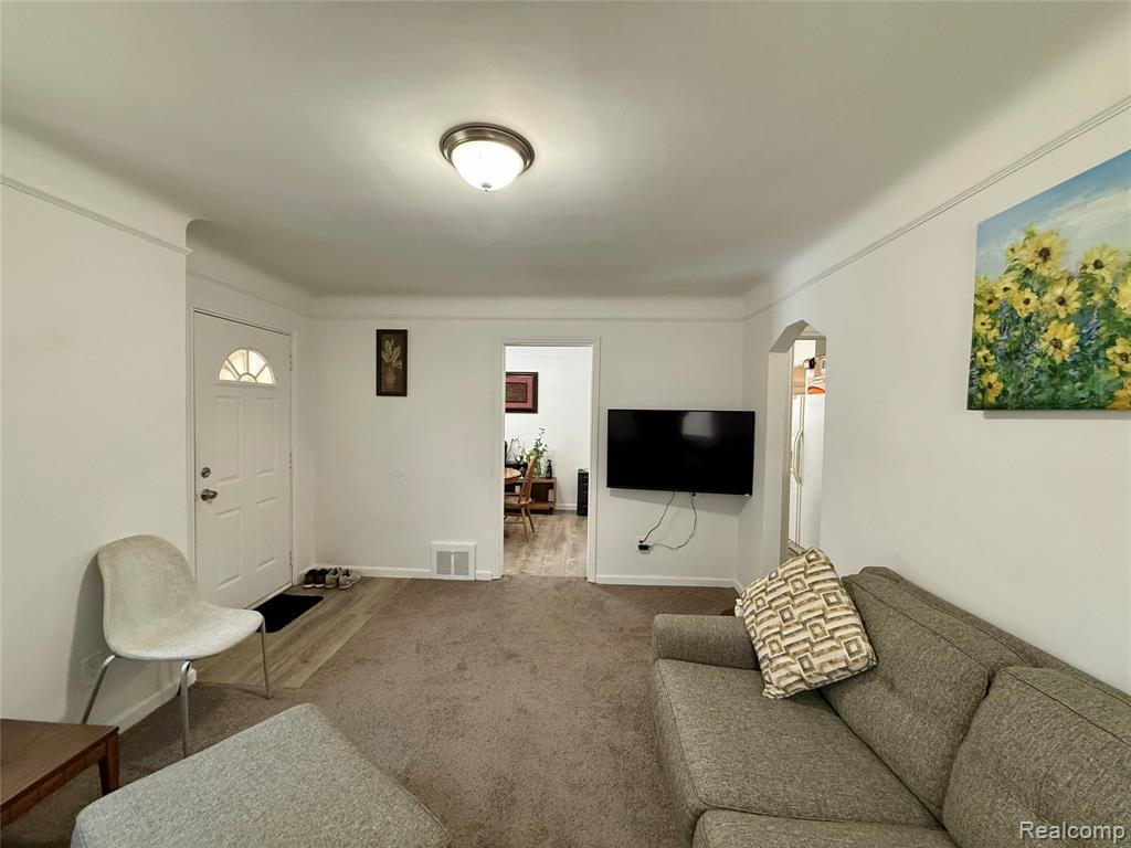 7313 Grandville Avenue, Detroit, MI 48228 — Photo 5