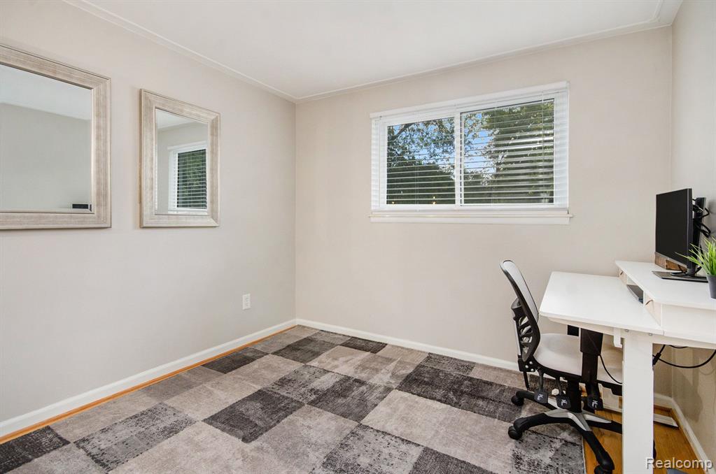 950 HARTSOUGH, Plymouth, MI 48170 — Photo 9