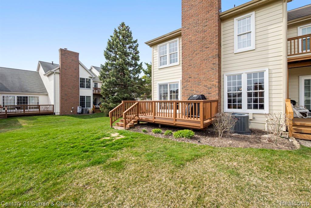 39793 EAGLE TRACE Drive, Northville, MI 48168 — Photo 35