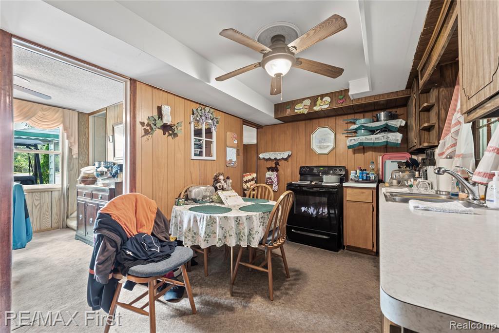 6829 John R Road, Troy, MI 48085 — Photo 13