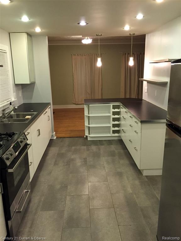 920 N Capitol Avenue, Lansing, MI 48906 — Photo 8