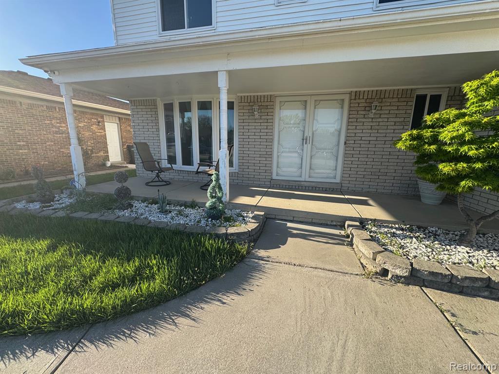 4137 Wingate Drive, Sterling Heights, MI 48310 — Photo 16
