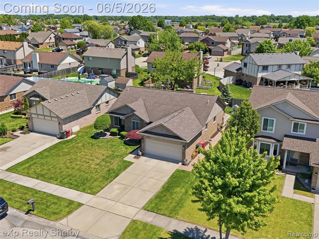 46048 Duke Drive, New Baltimore, MI — Photo 43