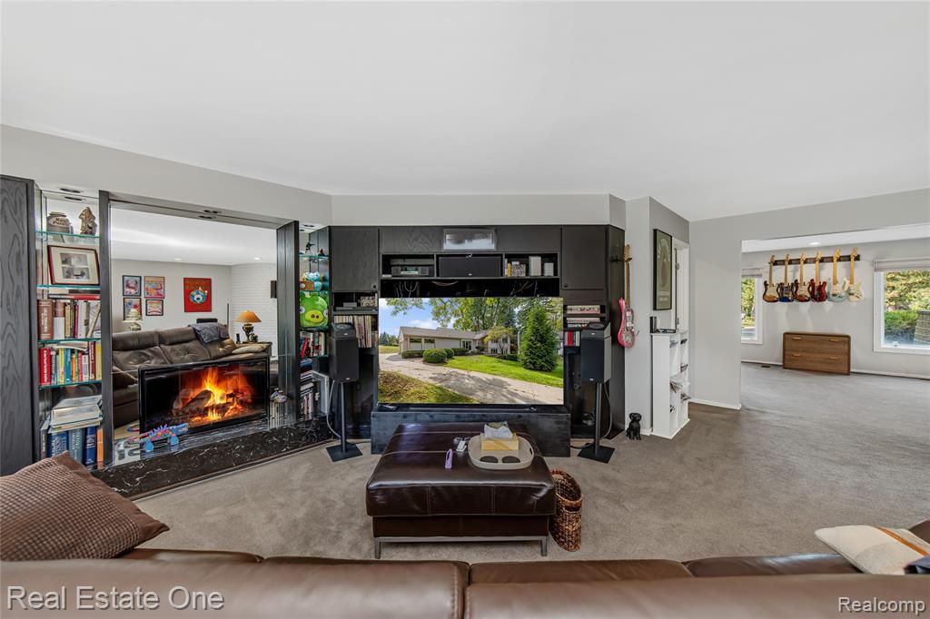 4261 Lakeridge Court, Bloomfield Hills, MI 48302 — Photo 49