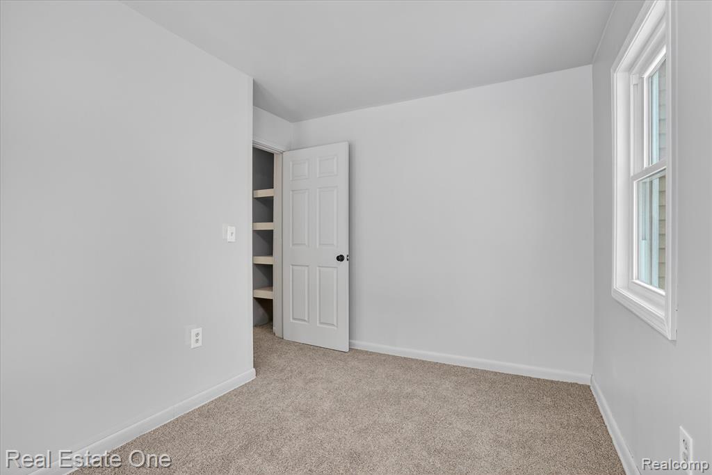 3267 Mills Acres Street, Flint, MI 48506 — Photo 19