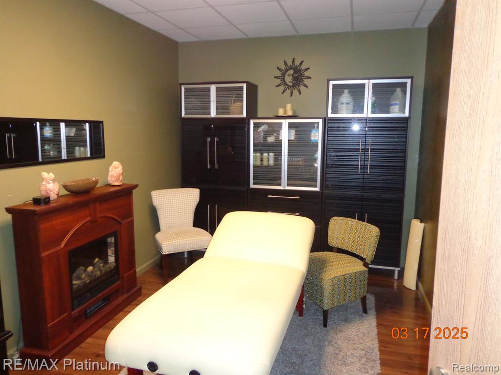 415 ROUNDS Drive, Fenton, MI 48430 — Photo 17