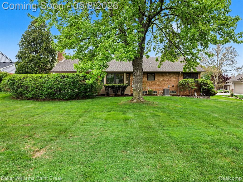 1949 Canary Court, Troy, MI 48084 — Photo 29