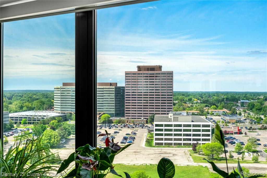 5000 Town Center, 1606, Southfield, MI 48075 — Photo 19