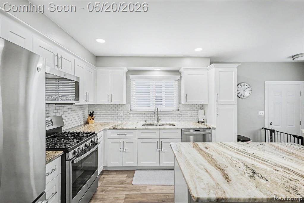 614 Gardenia Avenue, Royal Oak, MI 48067 — Photo 11