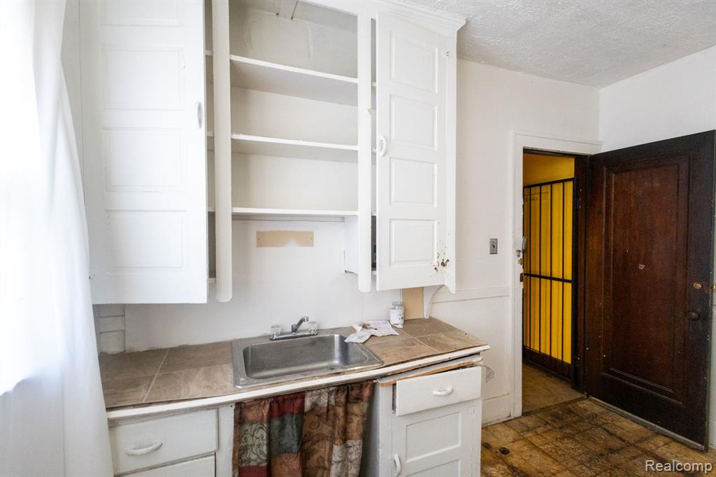 7505 Prairie Street, Detroit, MI 48210 — Photo 16