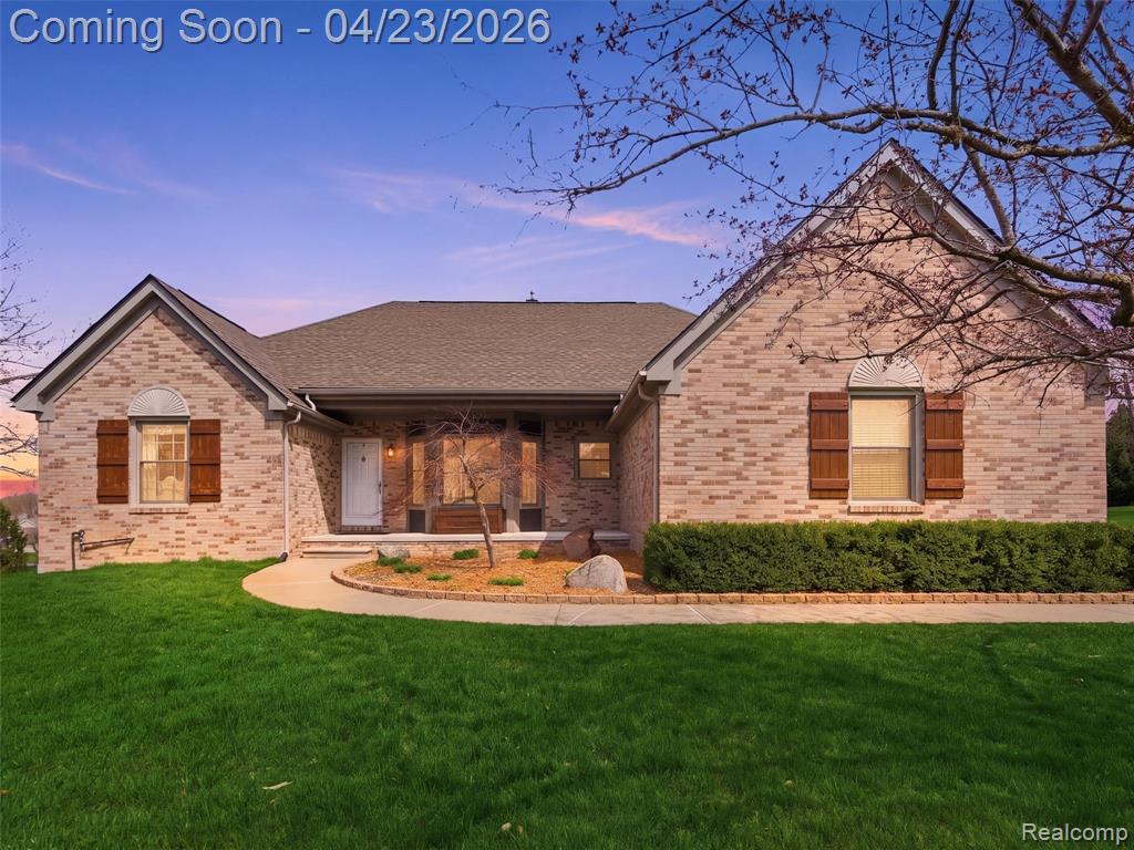 6163 Rosewood Parkway, White Lake, MI 48383 — front exterior