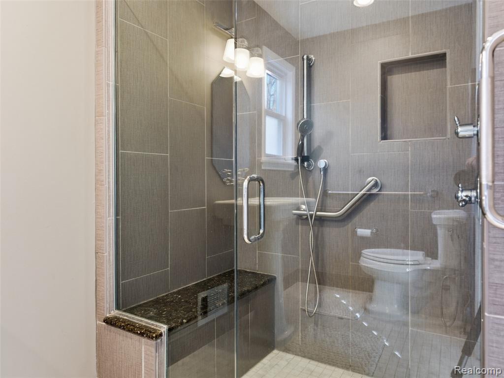 4495 Maybee Road, Lake Orion, MI — Photo 33