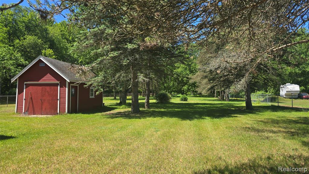 4085 Pine Grove Avenue, Fort Gratiot, MI 48059 — Photo 24