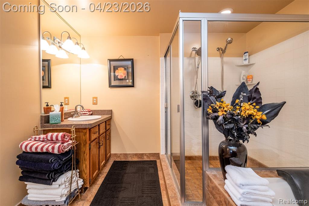 6701 Sun Valley Drive, Clarkston, MI 48348 — Photo 25
