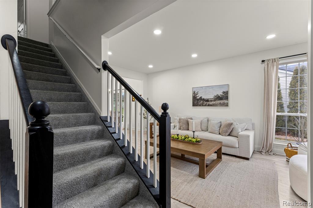 1065 Equestrian Drive, South Lyon, MI, 48178