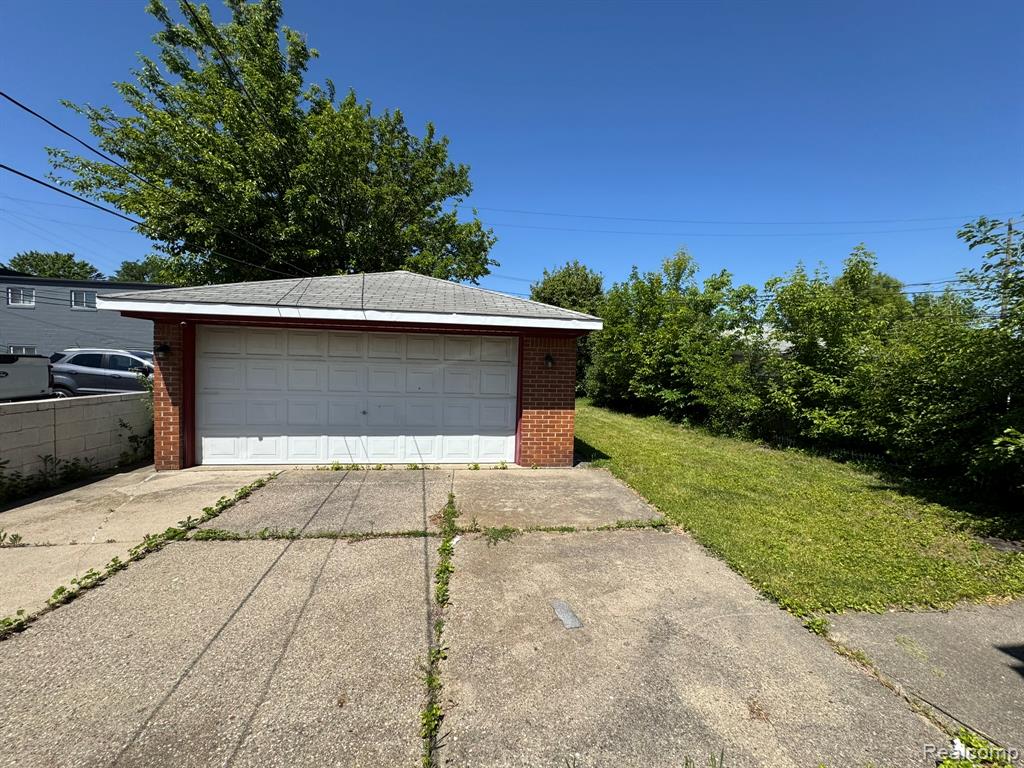 8847 WOODBINE, Redford, MI 48239 — Photo 3
