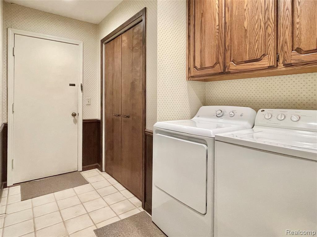 5962 Oakland Valley Drive, Rochester, MI 48306 — Photo 29