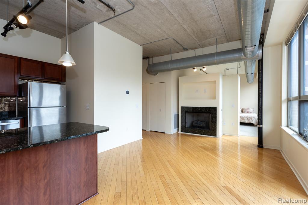 315 2nd Street - Photo 3