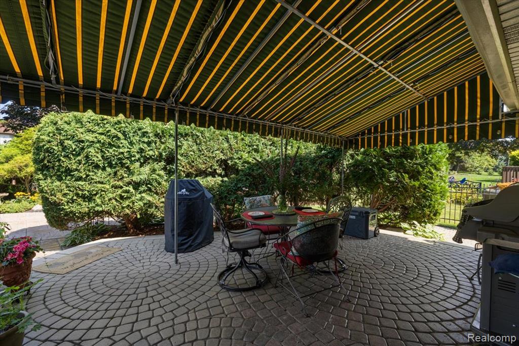 41908 Pon Meadow Drive, Northville, MI 48168 — Photo 41