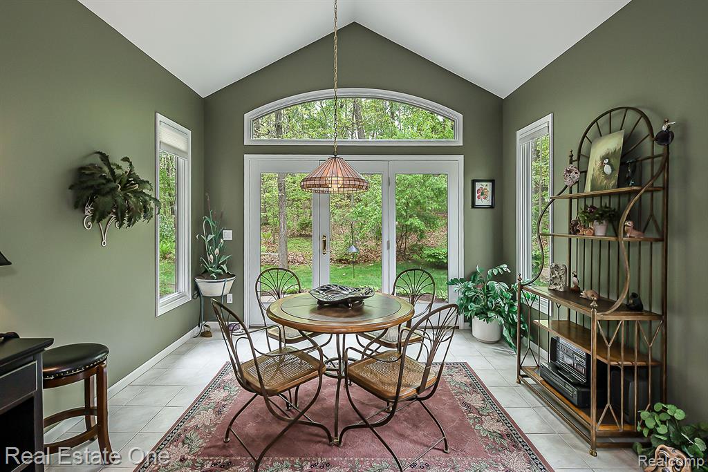 8444 CLIMBING Way, Pinckney, MI 48169 — Photo 25