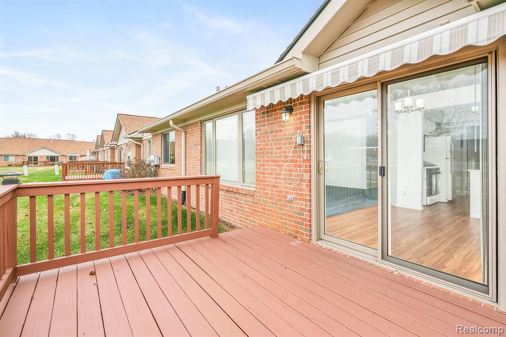 9556 WHEATGRASS Lane, Belleville, MI 48111 — Photo 27