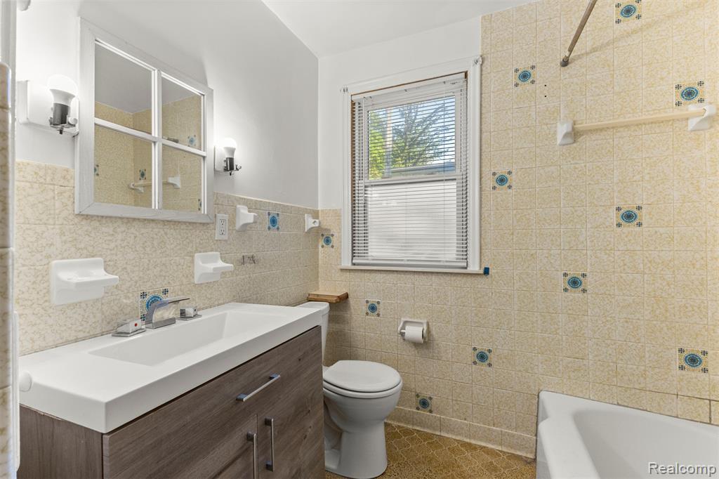 785 Tromley Street, Inkster, MI 48141 — Photo 17