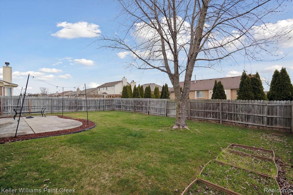 46044 ROYAL Drive, Chesterfield, MI — Photo 38