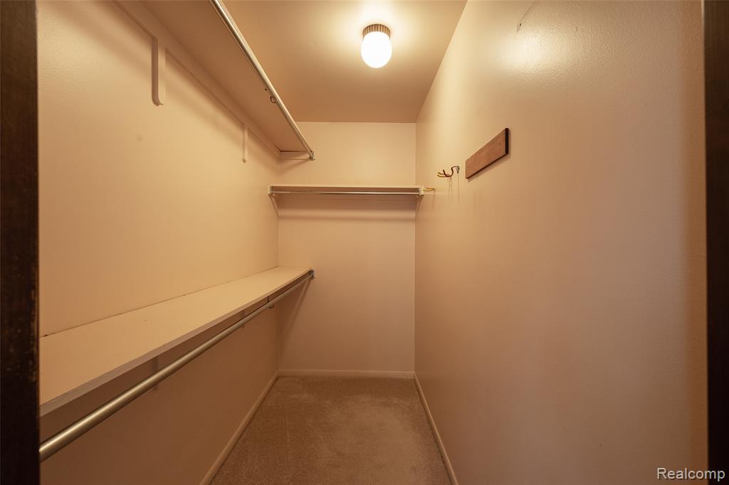 4993 Tiohero Boulevard, Clarkston, MI 48348 — Photo 32