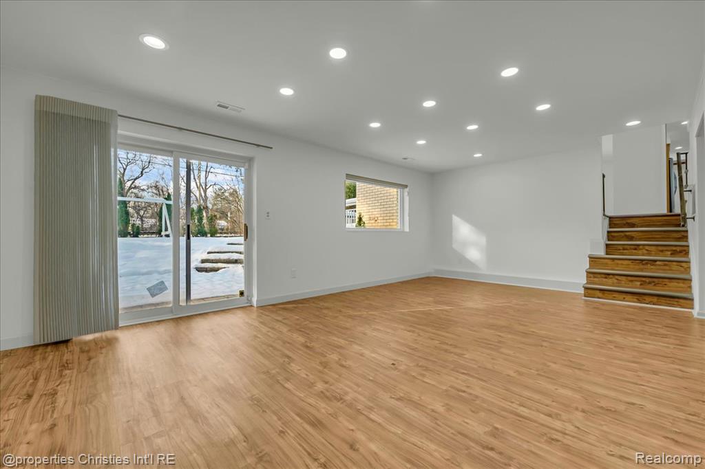 7252 STONEBROOK Road N, West Bloomfield, MI — Photo 17
