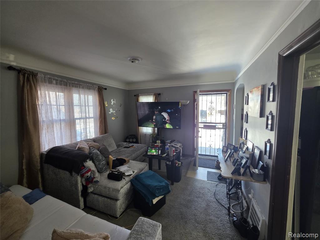 6375 Radnor Street, Detroit, MI 48224 — Photo 3