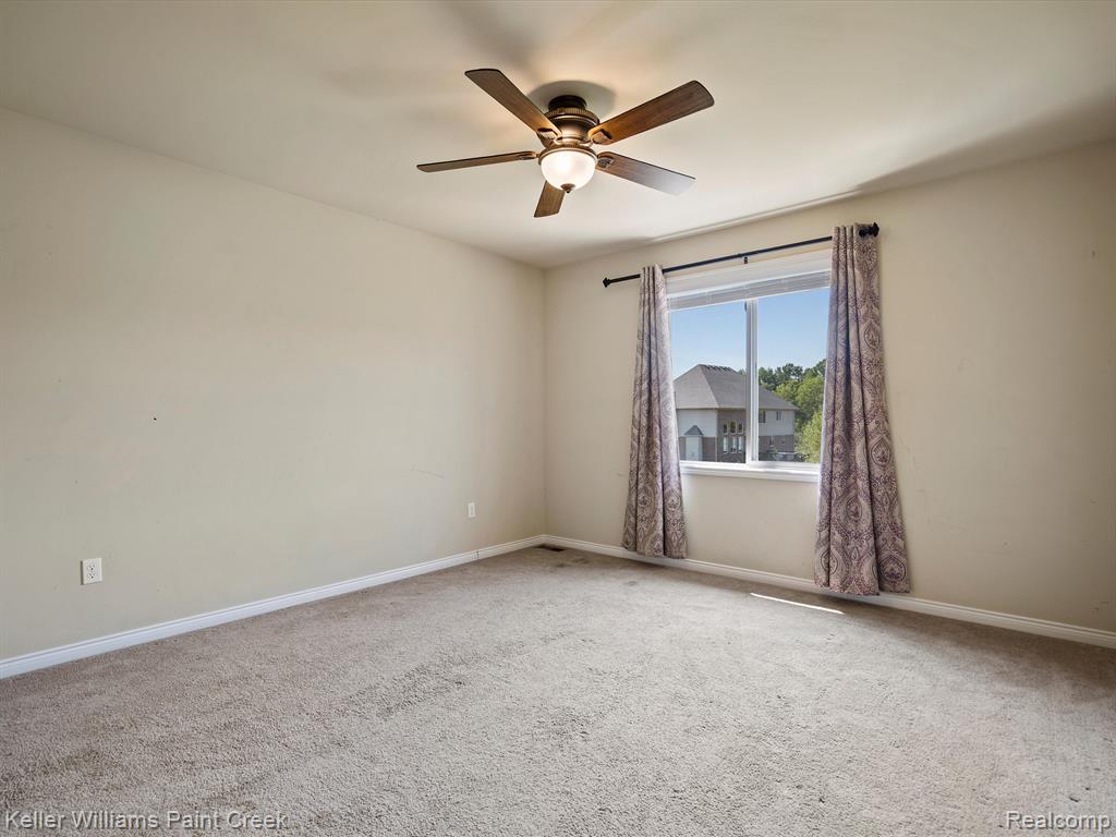 46267 Terrace Drive, Shelby Twp, MI 48317 — Photo 25