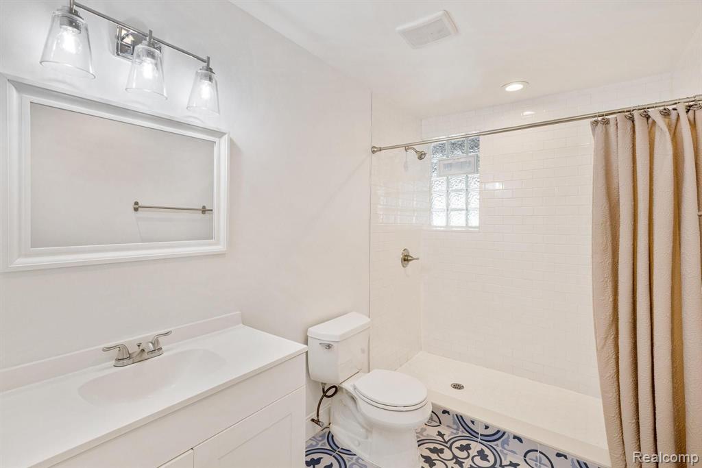 23831 JOHN R Road, Hazel Park, MI 48030 — Photo 14