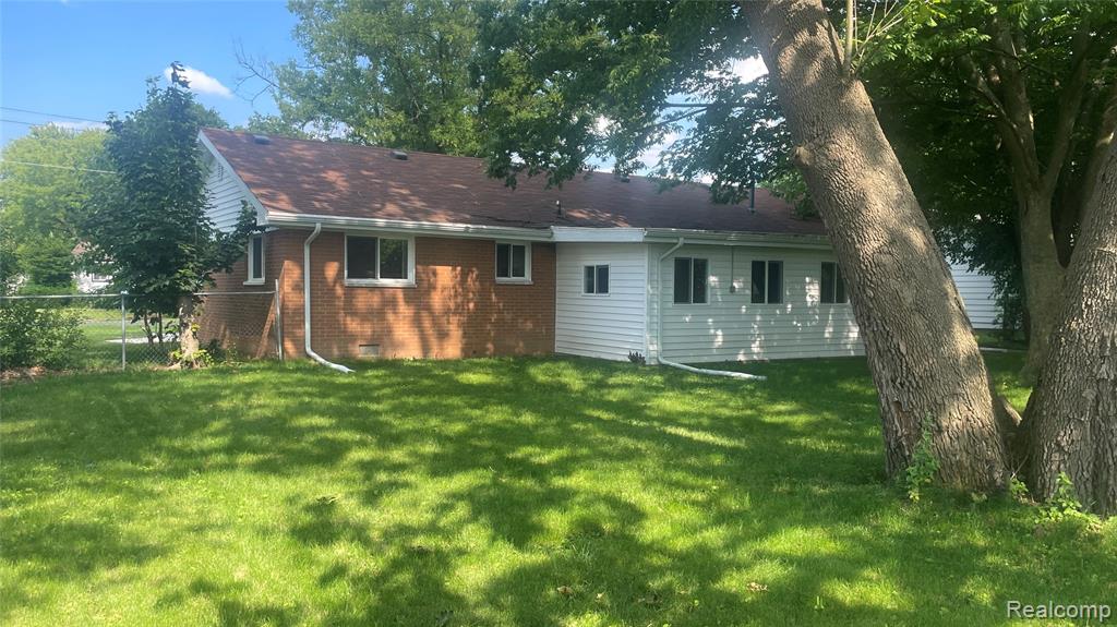 2966 Burlington Drive, Buena Vista, MI 48601 — Photo 58